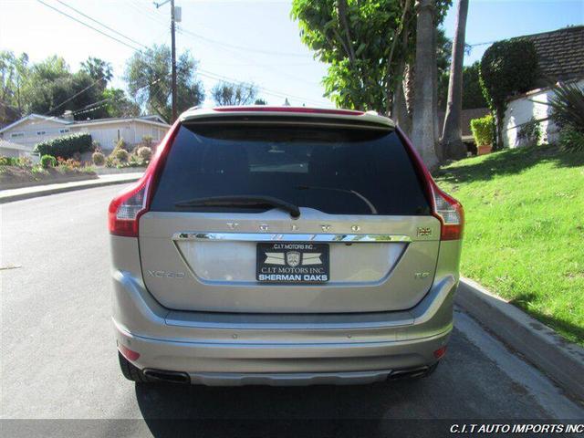 Photo of 2016 Tan Volvo XC60