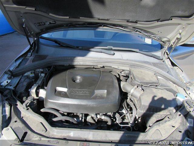 Photo of 2016 Tan Volvo XC60
