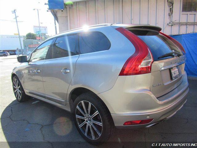 Photo of 2016 Tan Volvo XC60