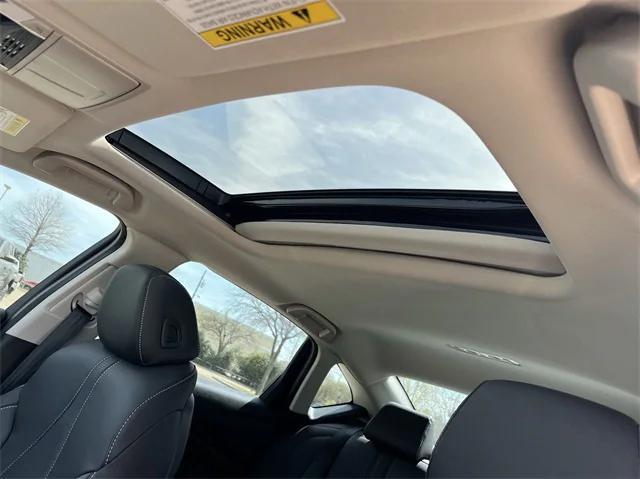 Photo of 2025 Lunar Silver Metallic Acura TLX