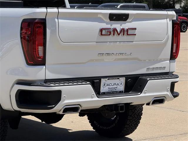 Photo of 2021 White Frost Tricoat GMC Sierra 1500