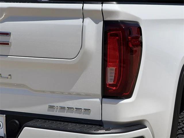 Photo of 2021 White Frost Tricoat GMC Sierra 1500