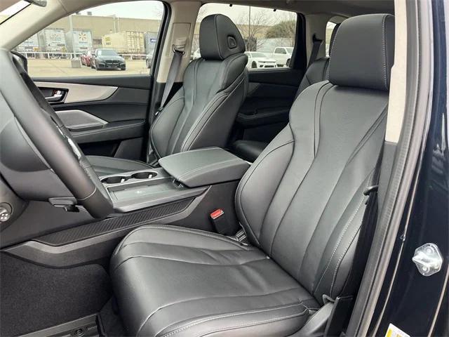 Photo of 2025 Majestic Black Pearl Acura MDX