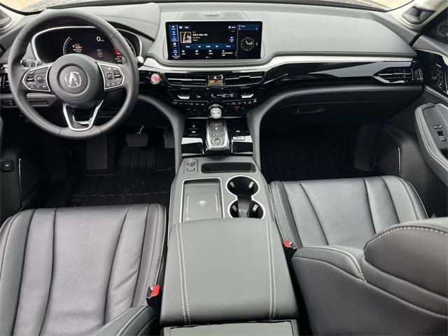 Photo of 2025 Majestic Black Pearl Acura MDX