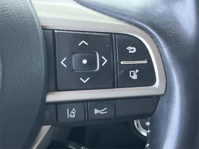 Photo of 2019 Atomic Silver Lexus RX 350