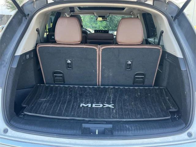 Photo of 2024 Platinum White Pearl Acura MDX
