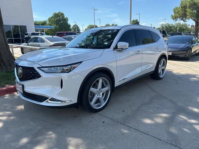 Photo of 2023 Platinum White Pearl Acura MDX