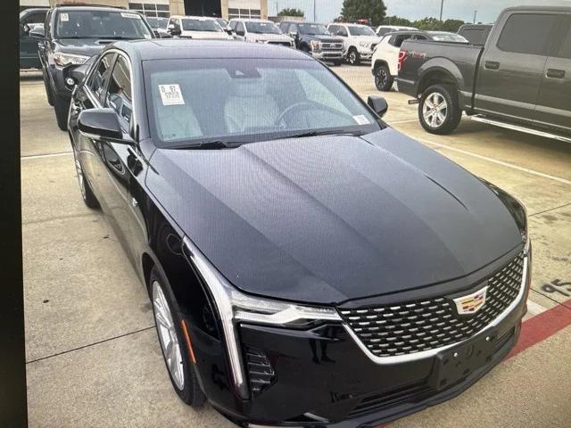 2023 Cadillac CT4