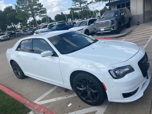 2022 Chrysler 300