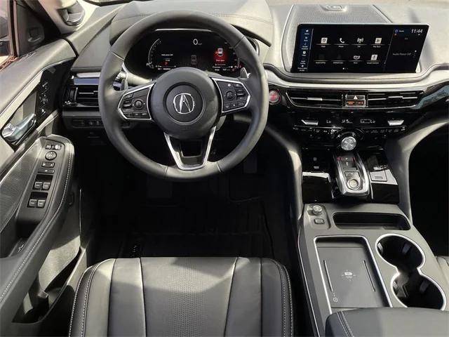 Photo of 2025 Platinum White Pearl Acura MDX