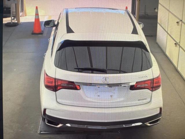 Photo of 2020 Platinum White Pearl Acura MDX