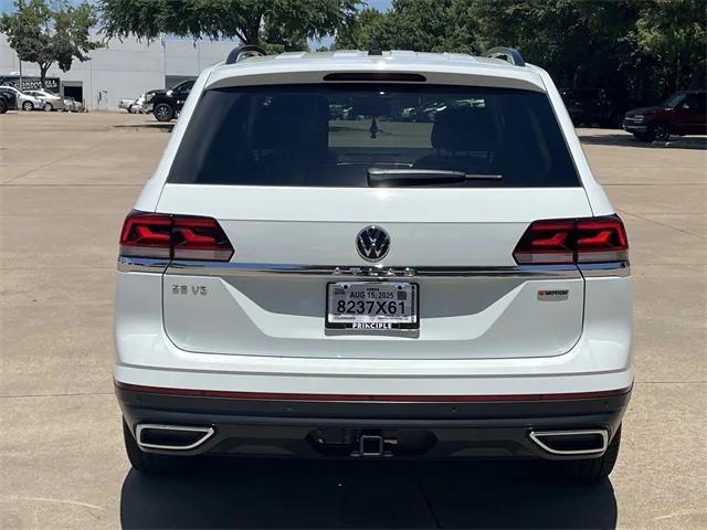 Photo of 2021 Pure White Volkswagen Atlas