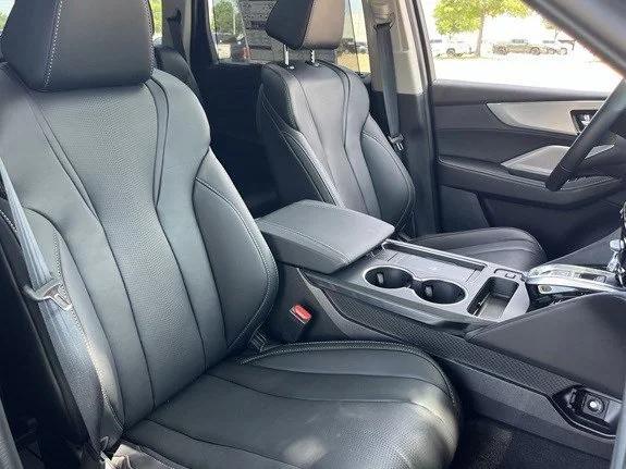 Photo of 2026 Majestic Black Pearl Acura MDX