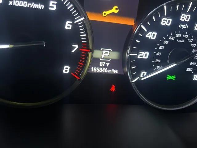 Photo of 2017 White Diamond Pearl Acura MDX