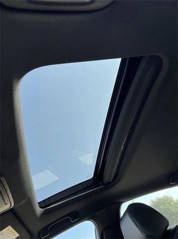Photo of 2025 Platinum White Pearl Acura Integra