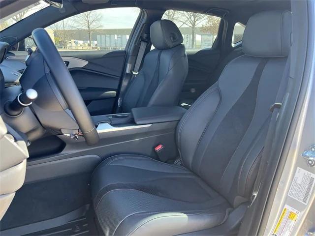 Photo of 2025 Lunar Silver Metallic Acura TLX