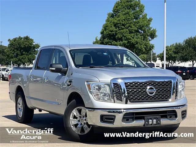 2017 Nissan Titan