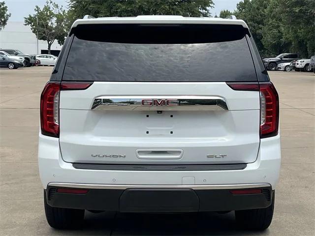 Photo of 2022 Summit White GMC Yukon