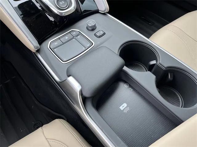 Photo of 2025 Platinum White Pearl Acura TLX