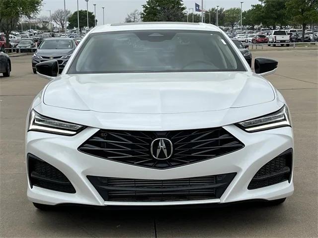 Photo of 2025 Platinum White Pearl Acura TLX