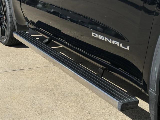Photo of 2020 Onyx Black GMC Sierra 1500