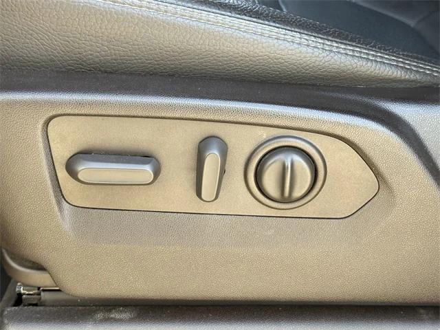Photo of 2020 Onyx Black GMC Sierra 1500