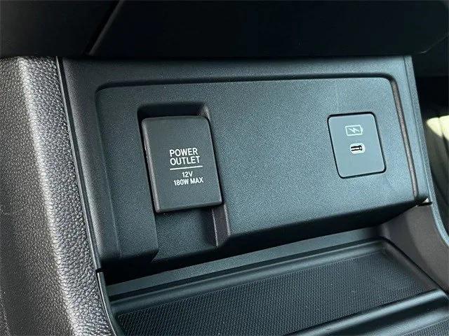 Photo of 2025 Majestic Black Pearl Acura RDX