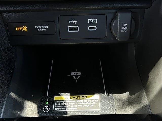 Photo of 2025 Platinum White Pearl Acura Integra
