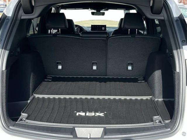 Photo of 2025 Platinum White Pearl Acura RDX