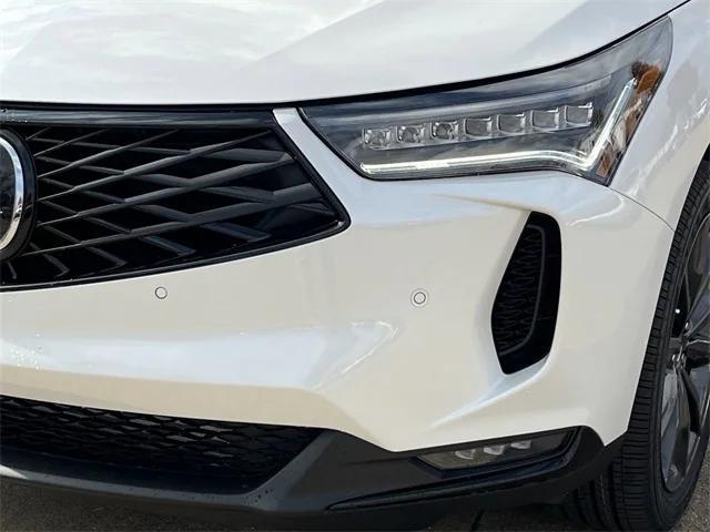 Photo of 2025 Platinum White Pearl Acura RDX