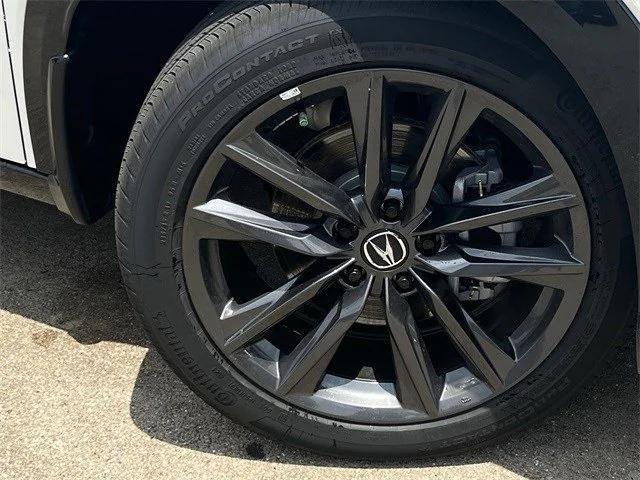 Photo of 2025 Platinum White Pearl Acura ADX