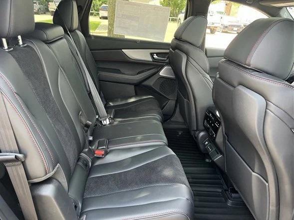 Photo of 2026 Solar Silver Metallic Acura MDX