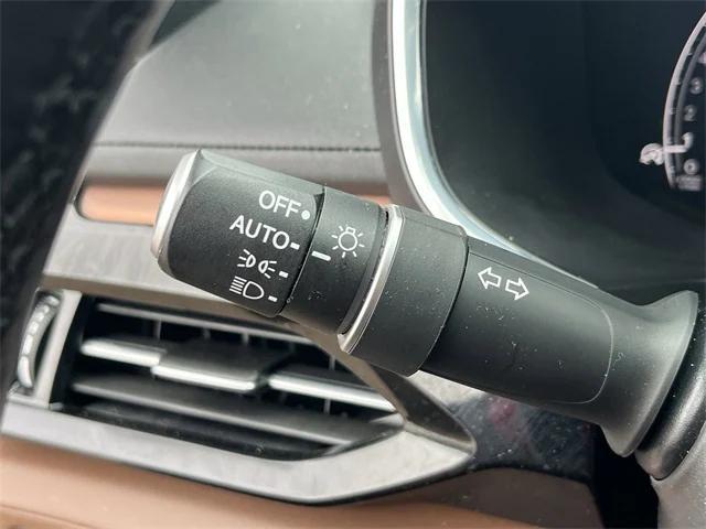 Photo of 2024 Majestic Black Pearl Acura MDX