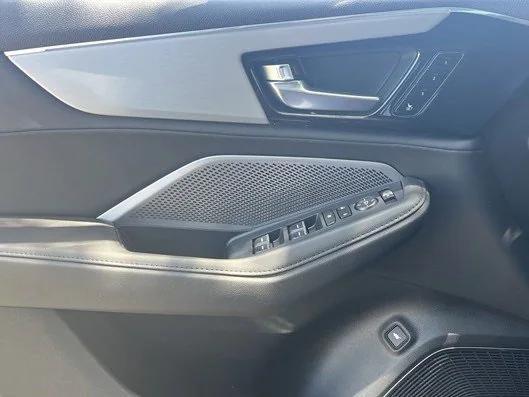 Photo of 2026 Liquid Carbon Metallic Acura MDX