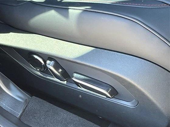 Photo of 2025 Platinum White Pearl Acura TLX