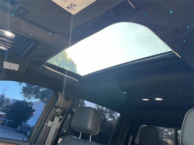 Photo of 2024 White Frost Tricoat GMC Sierra 3500