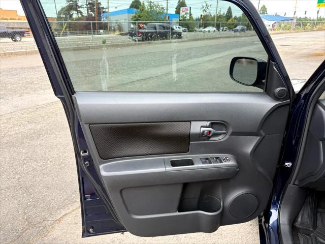 Photo of 2008 Nautical Blue Metallic Scion xB