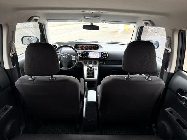 Photo of 2008 Nautical Blue Metallic Scion xB