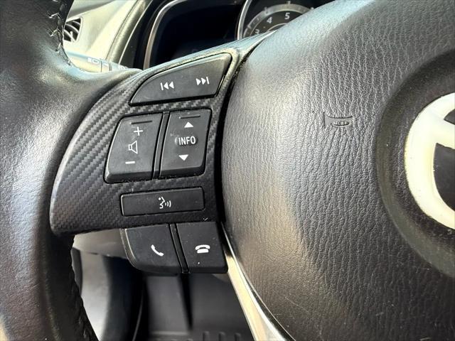 Photo of 2016 Crystal White Pearl Mica Mazda CX-3
