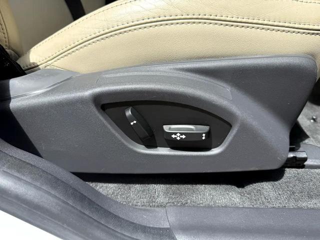 Photo of 2011 Ice White Volvo XC60