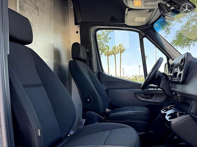 Photo of 2019 Pewter Mercedes-Benz Sprinter 2500