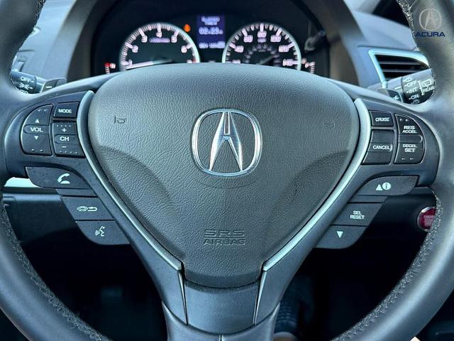 Photo of 2016 Crystal Black Pearl Acura RDX