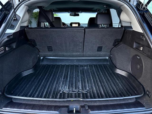 Photo of 2016 Crystal Black Pearl Acura RDX