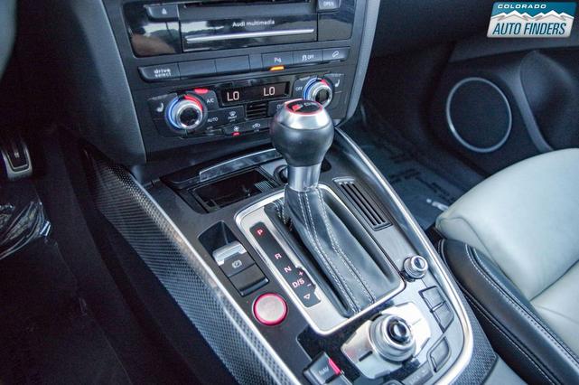 Photo of 2015 Florett Silver Metallic Audi SQ5