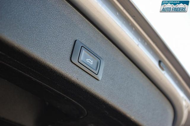 Photo of 2015 Florett Silver Metallic Audi SQ5