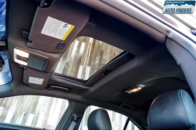 Photo of 2018 Magnetic Metallic Ford Taurus