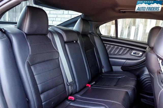Photo of 2018 Magnetic Metallic Ford Taurus