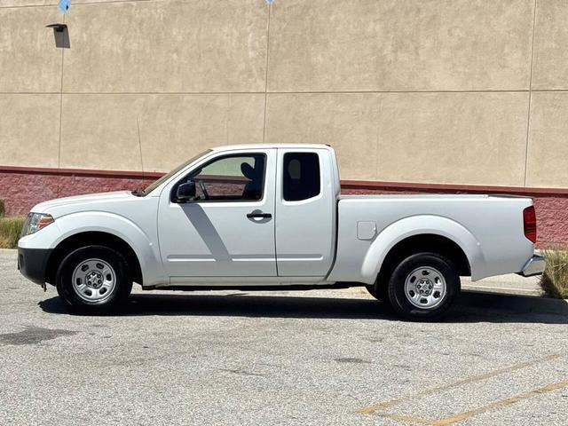 Photo of 2016 WHITE Nissan Frontier