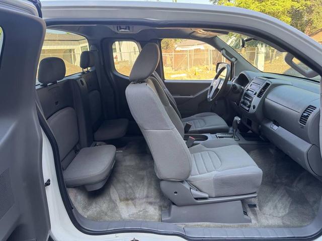 Photo of 2016 WHITE Nissan Frontier