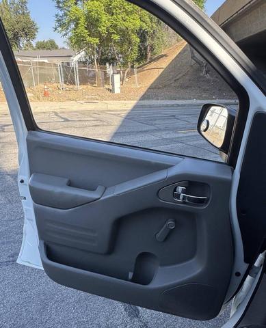 Photo of 2016 WHITE Nissan Frontier